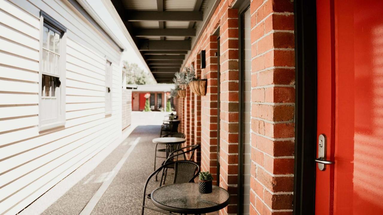 Daylesford Art Motel Signature Suites Bagian luar foto